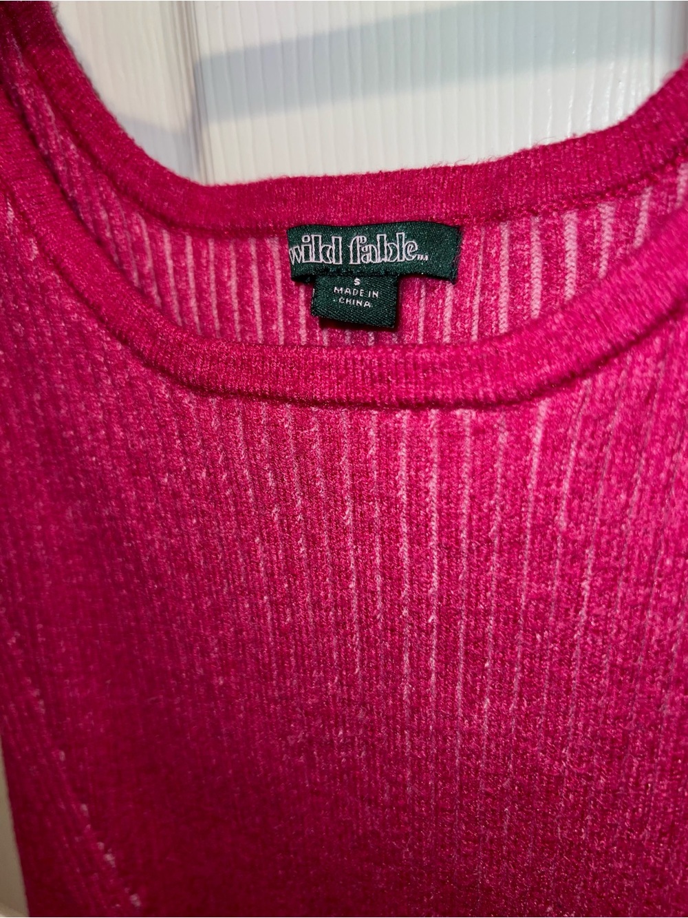 Pink Ribbed Tank-top - Picture 3 of 3